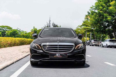 E200 Model 2019 màu đen nt nâu siêu đẹp giá tốt