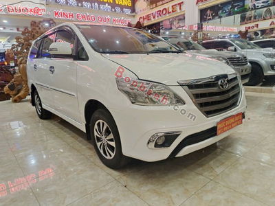 Xe Toyota Innova 2.0E 2016