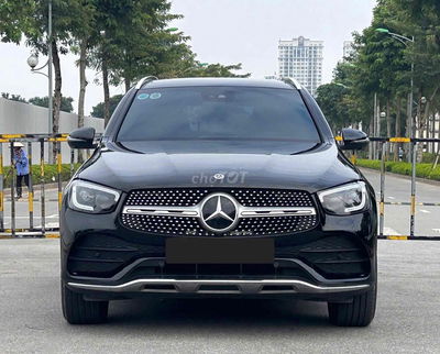 Mercedes GLC300 4Matic sx 2022 màu đen lướt đẹp