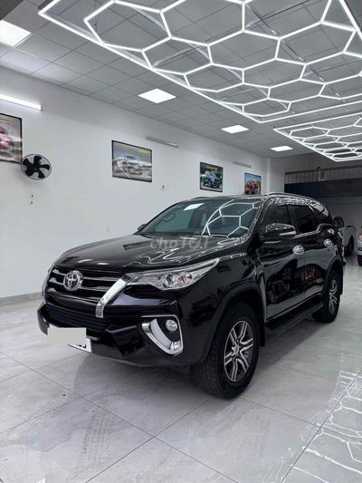 Toyota Fortuner 2018 2.4G 4x2 - 83000 km