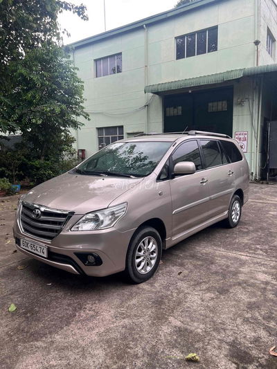 Toyota Innova 2015 G - 150000 km