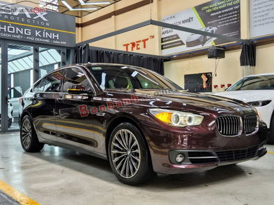 Xe BMW 5 Series 528i GT 2017