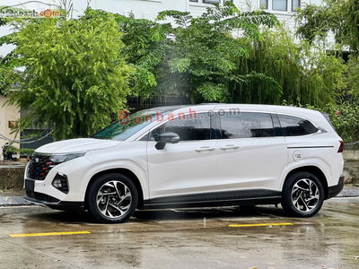 Xe Hyundai Custin Cao Cấp 2.0T 2024