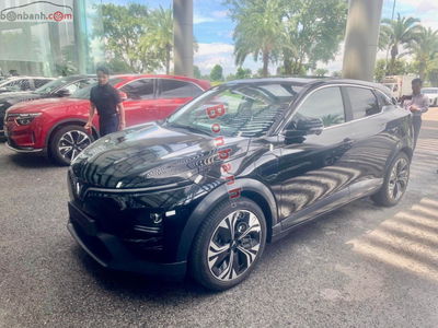 Xe VinFast VF6 Plus 2025