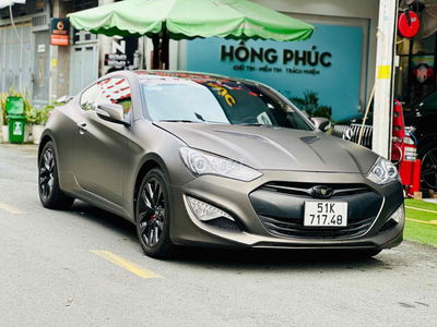 Hyundai Genesis Coupe model 2013