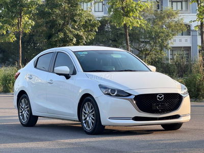 Mazda 2 Luxury 2020 số tự động màu trắng