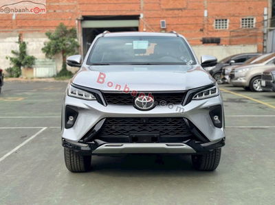 Xe Toyota Fortuner Legender 2.7L 4x2 AT 2025