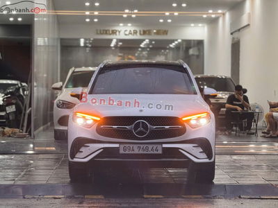 Xe Mercedes Benz GLC 300 4Matic 2023