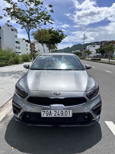 Kia Cerato 2019 2.0 AT Premium