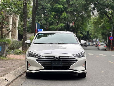 Hyundai Elantra 2020 1.6 AT Sport siêu đẹp