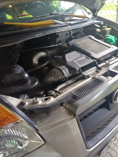 Hyundai Bán tải 5 chỗ số sàn màu bạc