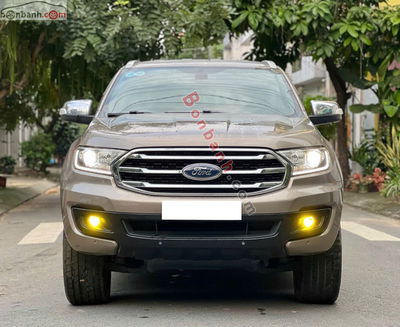 Xe Ford Everest Titanium 2.0L 4x2 AT 2019