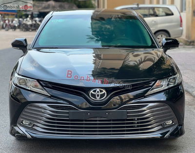 Xe Toyota Camry 2.0G 2020