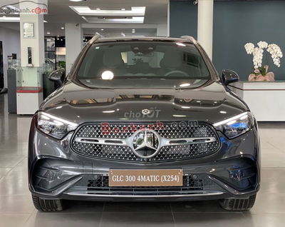 Xe Mercedes Benz GLC 300 4Matic 2025