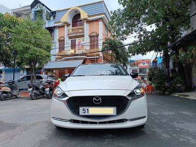Mazda 2 Luxury 2021 số tự động màu trắng