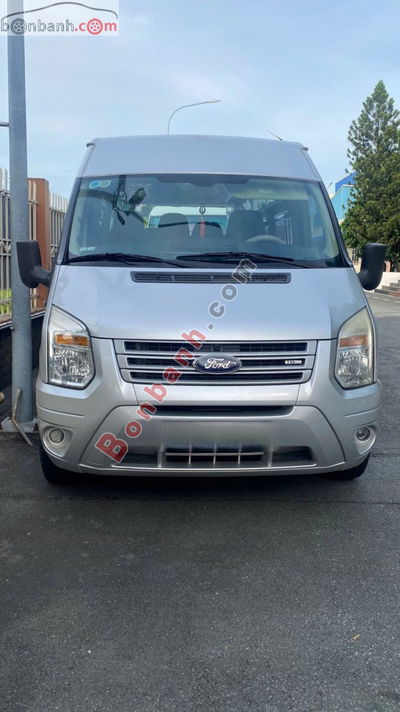 Xe Ford Transit Standard MID 2016
