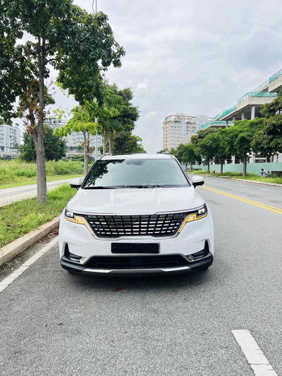 Kia Carnival 2023 Signature 2.2D - 46000 km