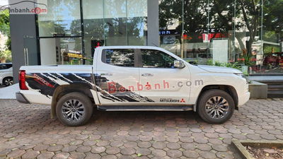 Xe Mitsubishi Triton Premium 2WD AT 2024