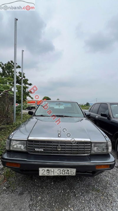 Xe Toyota Crown Super Saloon 2.8i Trước 1990