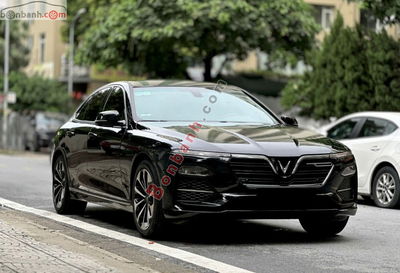 Xe VinFast Lux A 2.0 Premium 2.0 AT 2021