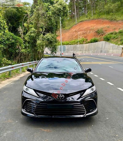 Xe Toyota Camry 2.0Q 2022