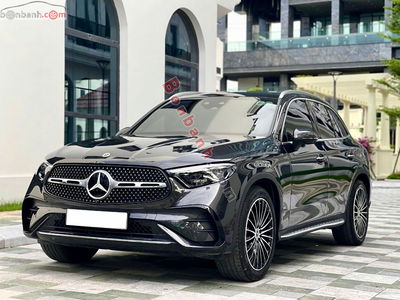 Xe Mercedes Benz GLC 300 4Matic 2023