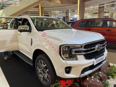 Xe Ford Everest Titanium Plus 2.0L 4x4 AT 2025
