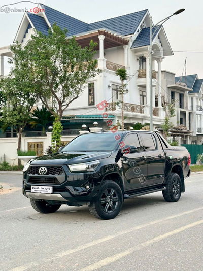 Xe Toyota Hilux 2.4L 4x2 AT 2024