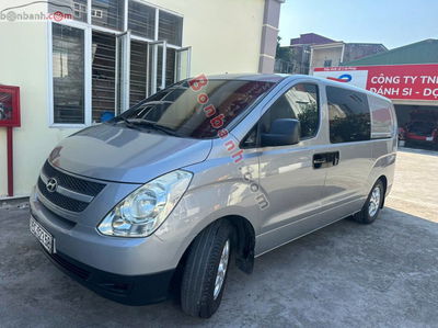 Xe Hyundai Grand Starex 2.4 MT 2010