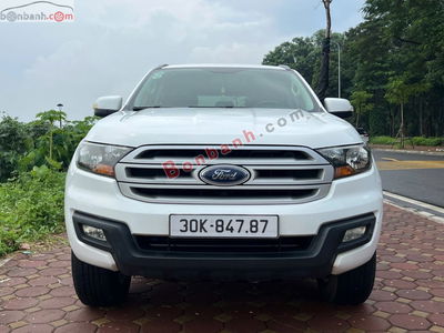 Xe Ford Everest Ambiente 2.2L 4x2 MT 2017