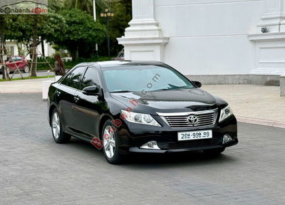 Xe Toyota Camry 2.5Q 2014
