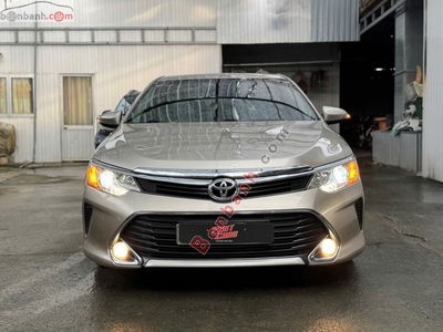 Xe Toyota Camry 2.0E 2016