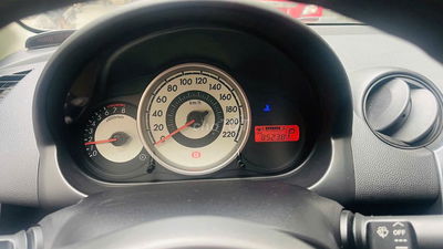 Mazda 2 2011 1.5 AT - 85000 km