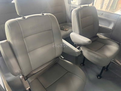 Xe 9 chỗ ko niên hạn