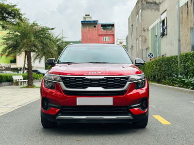 Kia Seltos 1.6 Deluxe 2023 - 49000 km