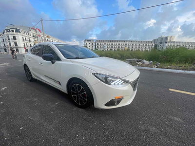 Mazda 3 2017 1.5 AT Sedan - 80000 km