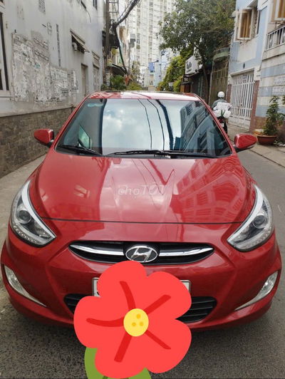 Hyundai Accent Blue 2015 số tự động màu đỏ