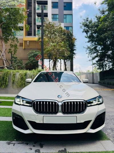 Xe BMW 5 Series 520i M Sport 2022
