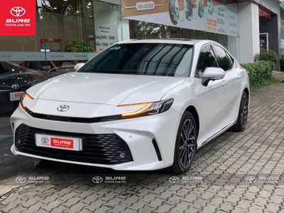 Toyota Camry 2024 2.0Q - 16.000 km