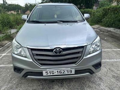 Toyota Innova 2016 số sàn cá nhân sử dụng