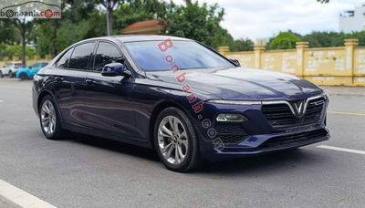 Xe VinFast Lux A 2.0 Base 2.0 AT 2021