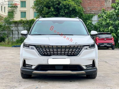 Xe Kia Carnival Signature 2.2D 2024