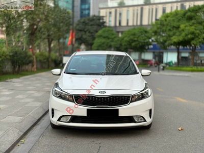 Xe Kia Cerato 1.6 MT 2018