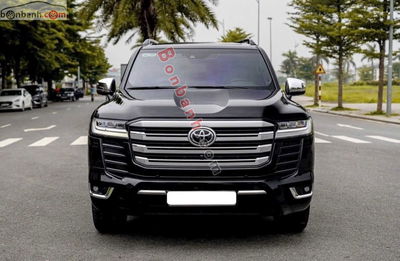 Xe Toyota Land Cruiser VXR 3.5 V6 2025