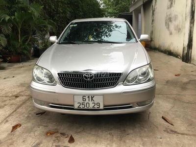Toyota Cảmy 204 2.4G số sàn