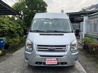 Ford Transit 2019 bản SVP