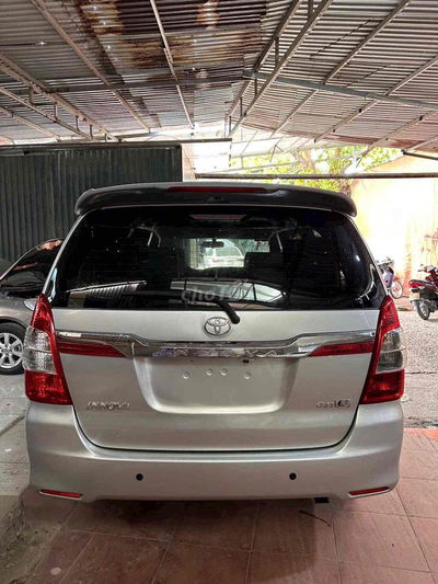 tôi cần bán toyota inova