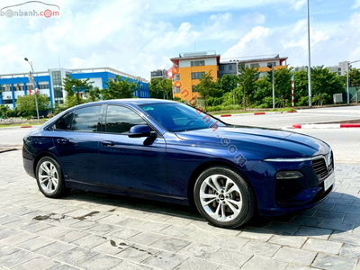 Xe VinFast Lux A 2.0 Base 2.0 AT 2021