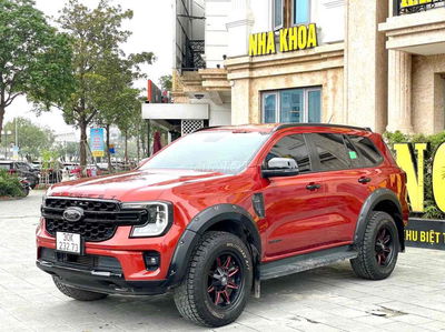 bán xe ford everet 2023 sport đỏ