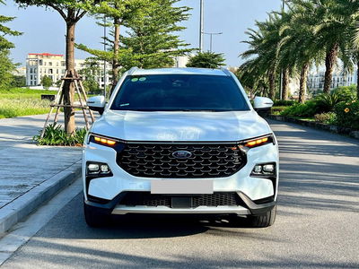 Ford Territory titanium X đk t6/2025 siêu lướt